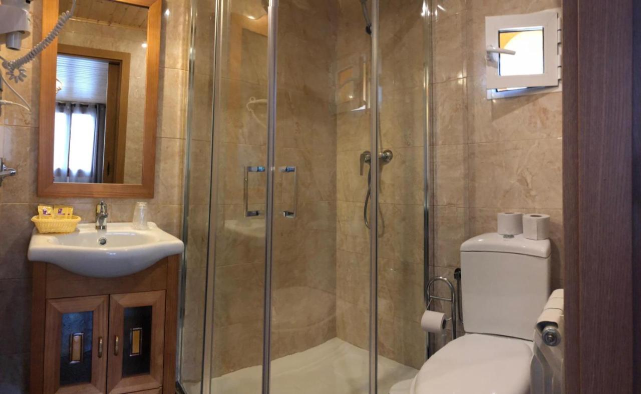 Hotel Sarao Escarrilla Dış mekan fotoğraf