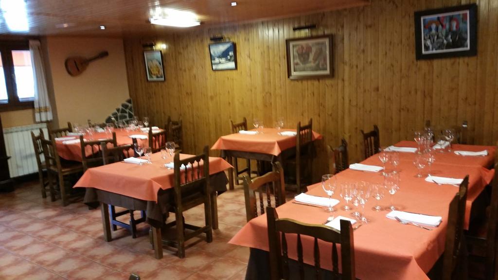 Hotel Sarao Escarrilla Dış mekan fotoğraf