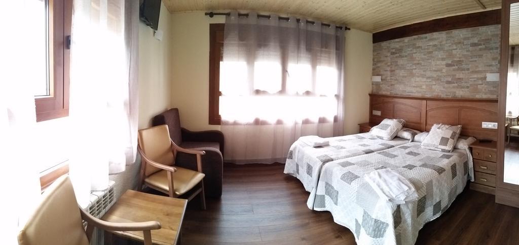 Hotel Sarao Escarrilla Dış mekan fotoğraf